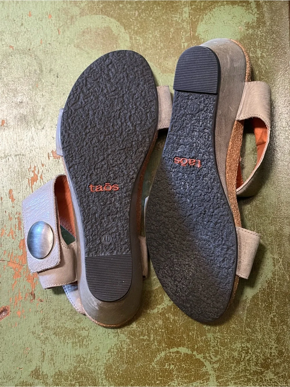 Taos Footwear *color may
